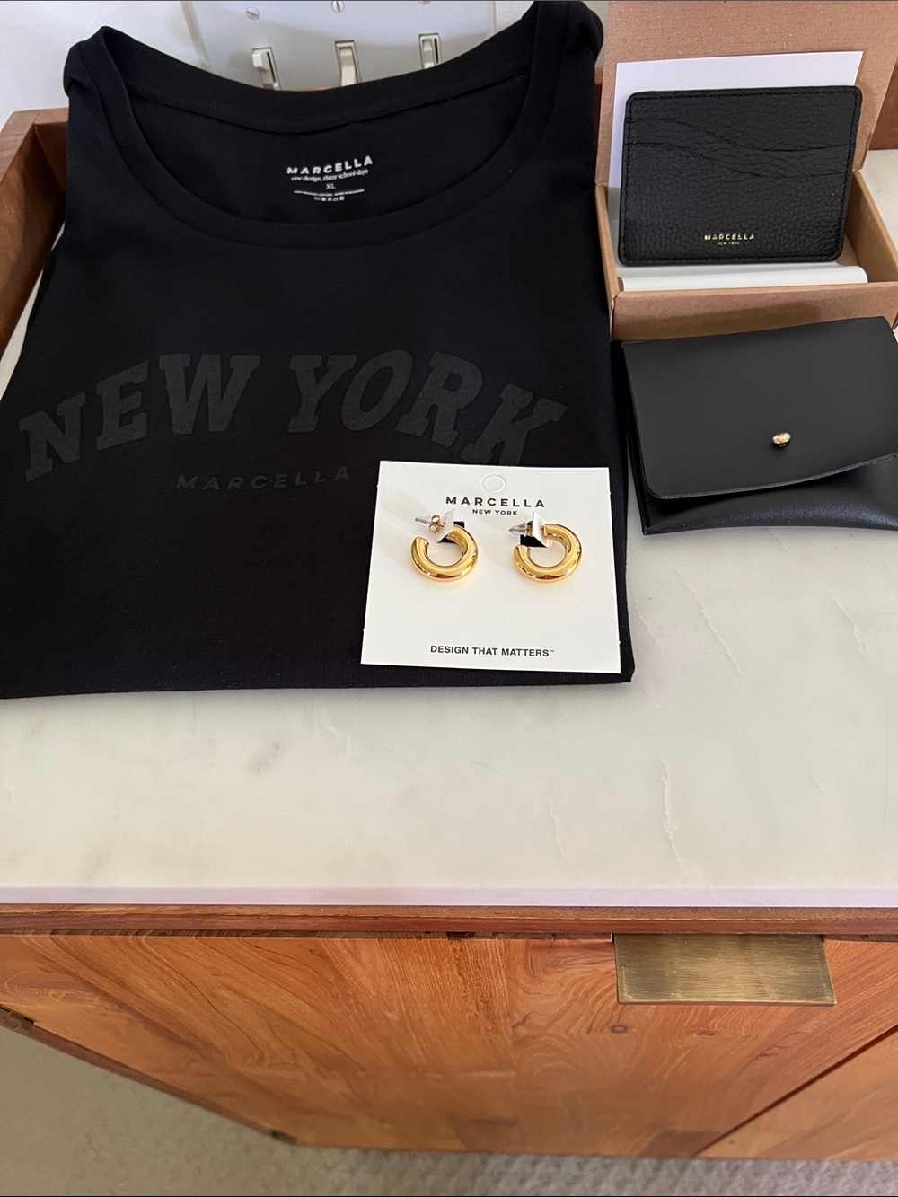 MARCELLA NYC NWT Black New York Logo Tee and Accessories bundle